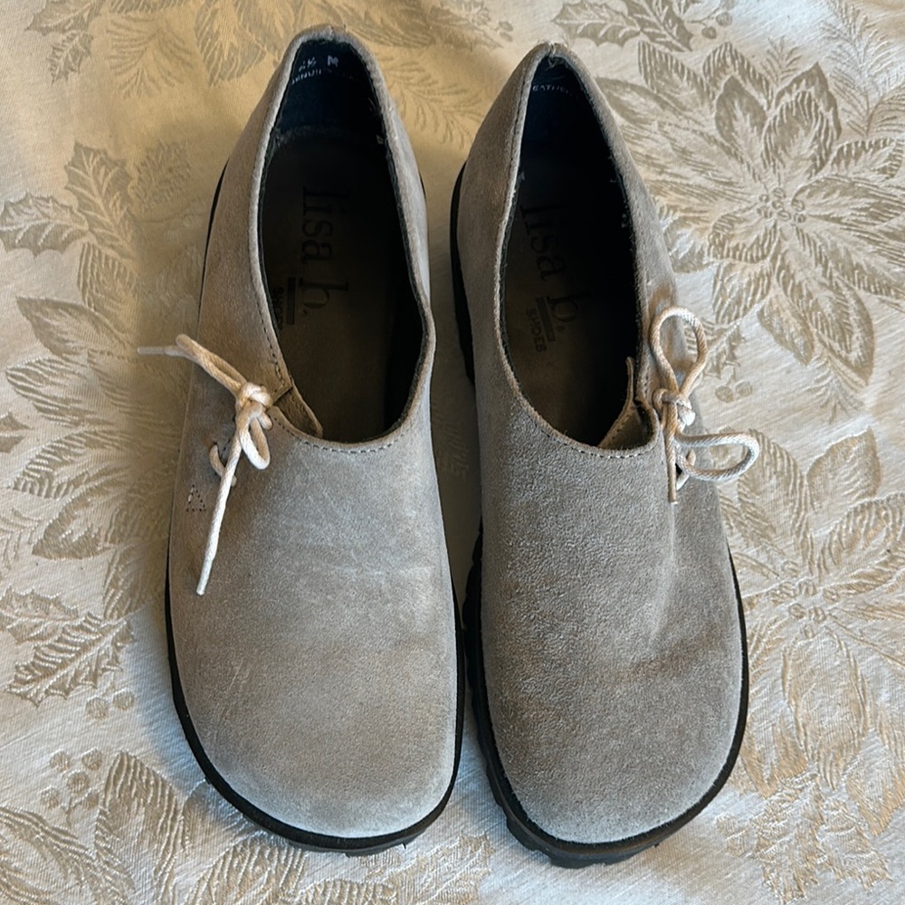 Lisa B light  grey suede heavy duty waffle soles great traction